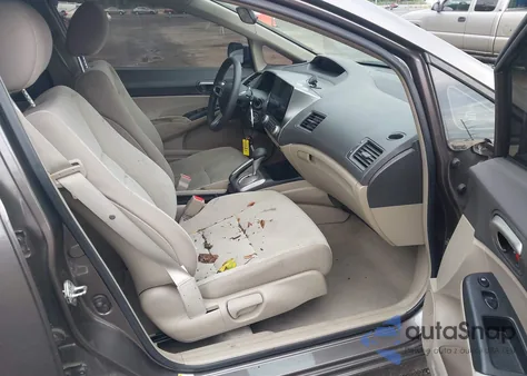 2009 Honda Civic Lx z USA, uszkodzony, nr VIN 19XFA16599E043370